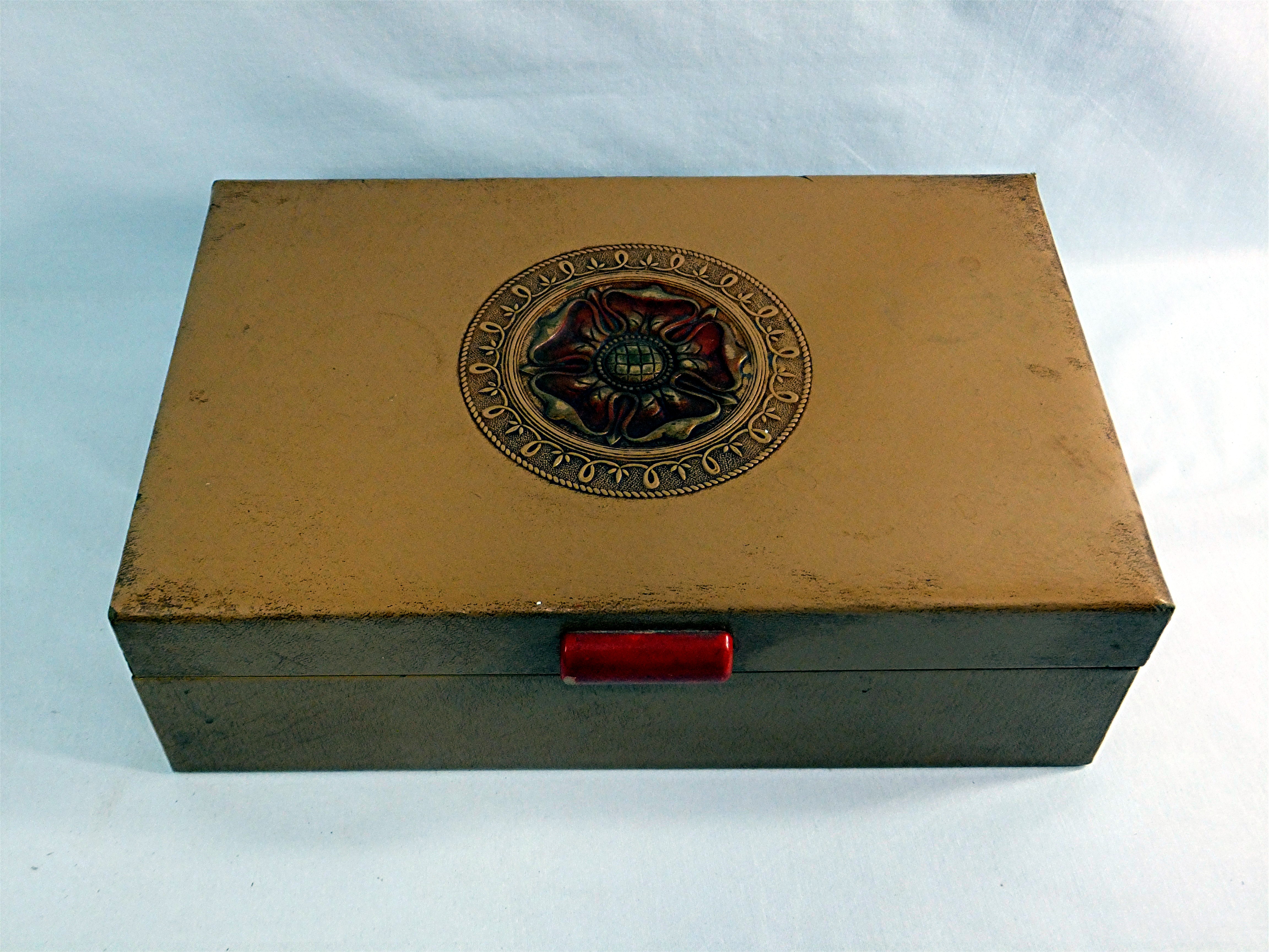 Vintage Jewelry Box With Mirror