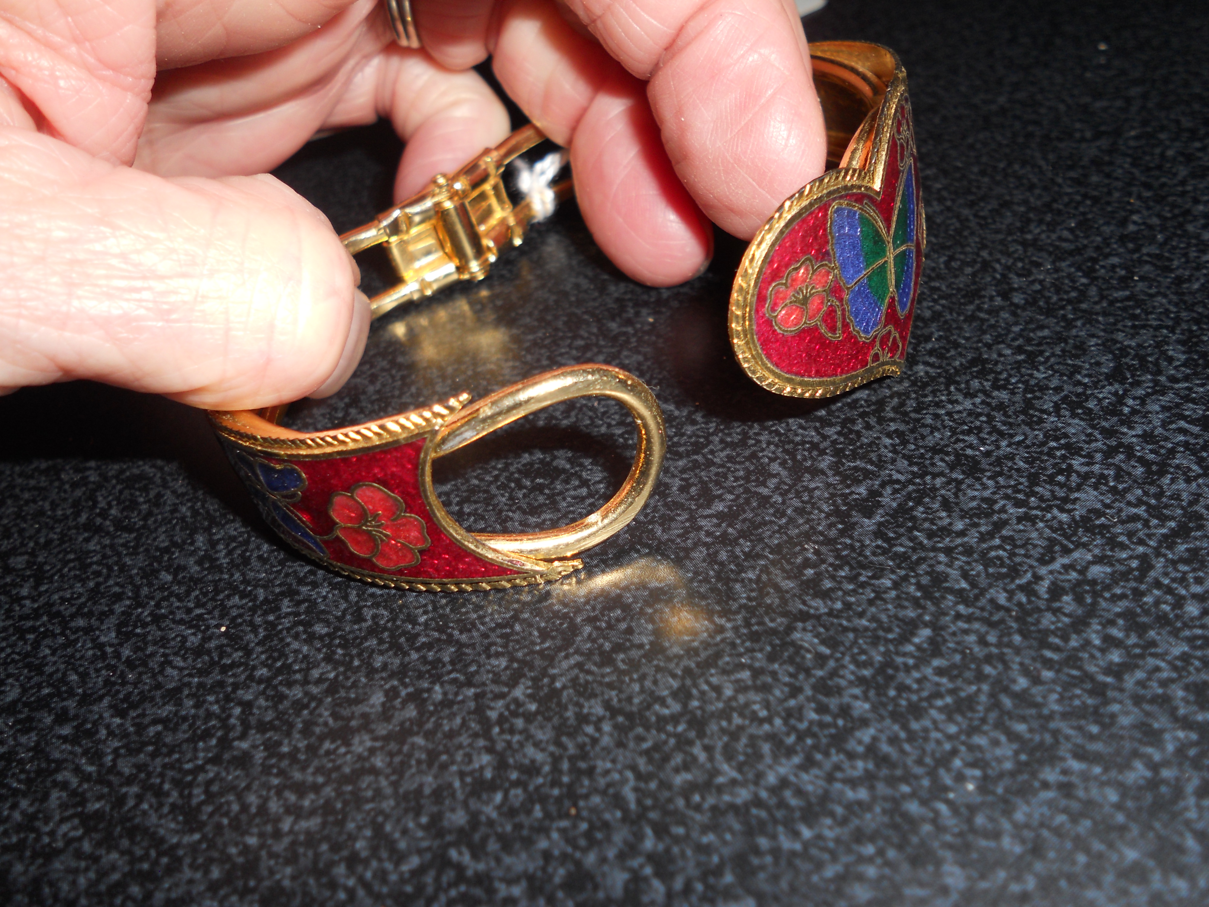Vintage  Cloisonné Heart Butterfly Hinged Bracelet