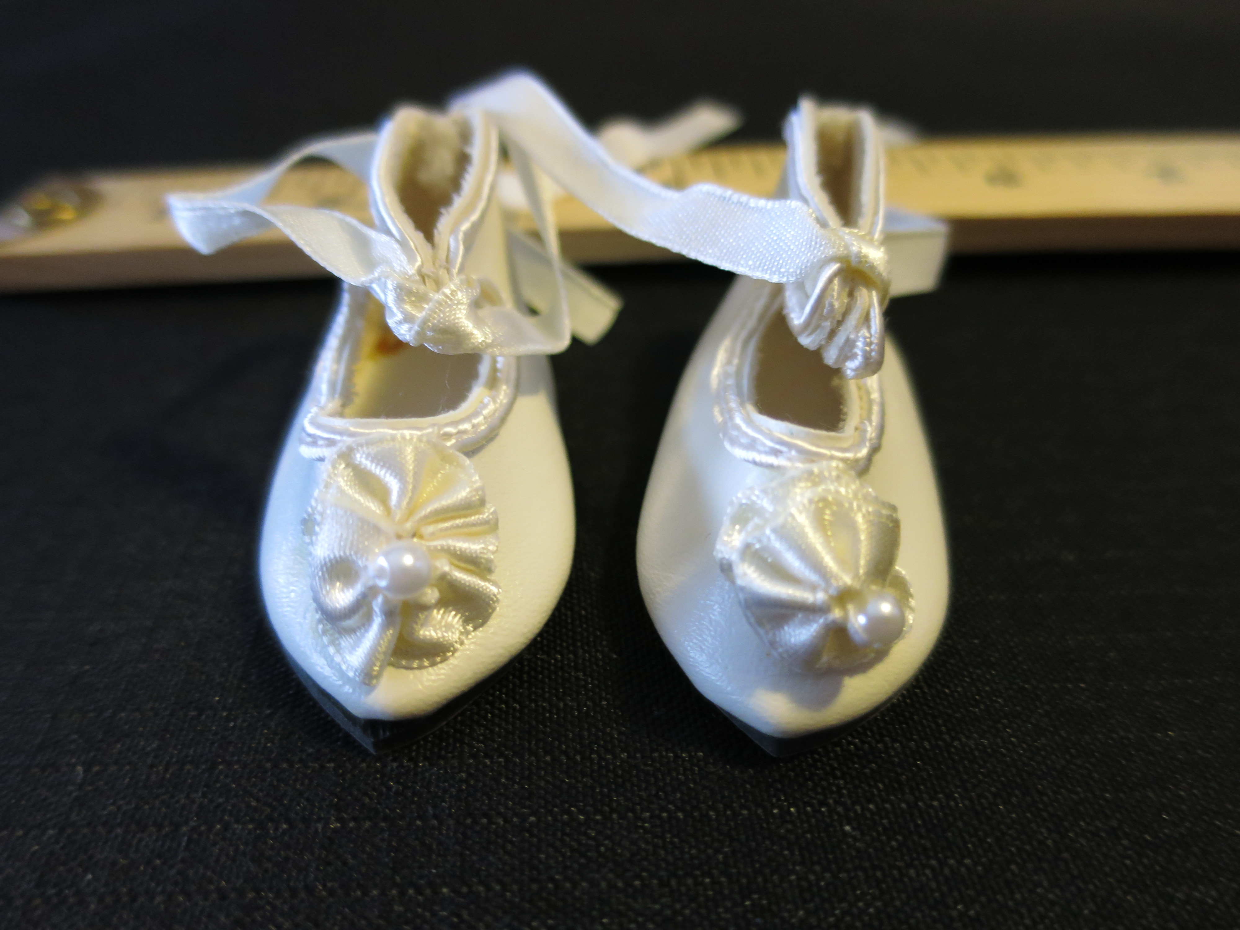 Vintage Doll Accessories Shoes tie ankle pointed toes Leather