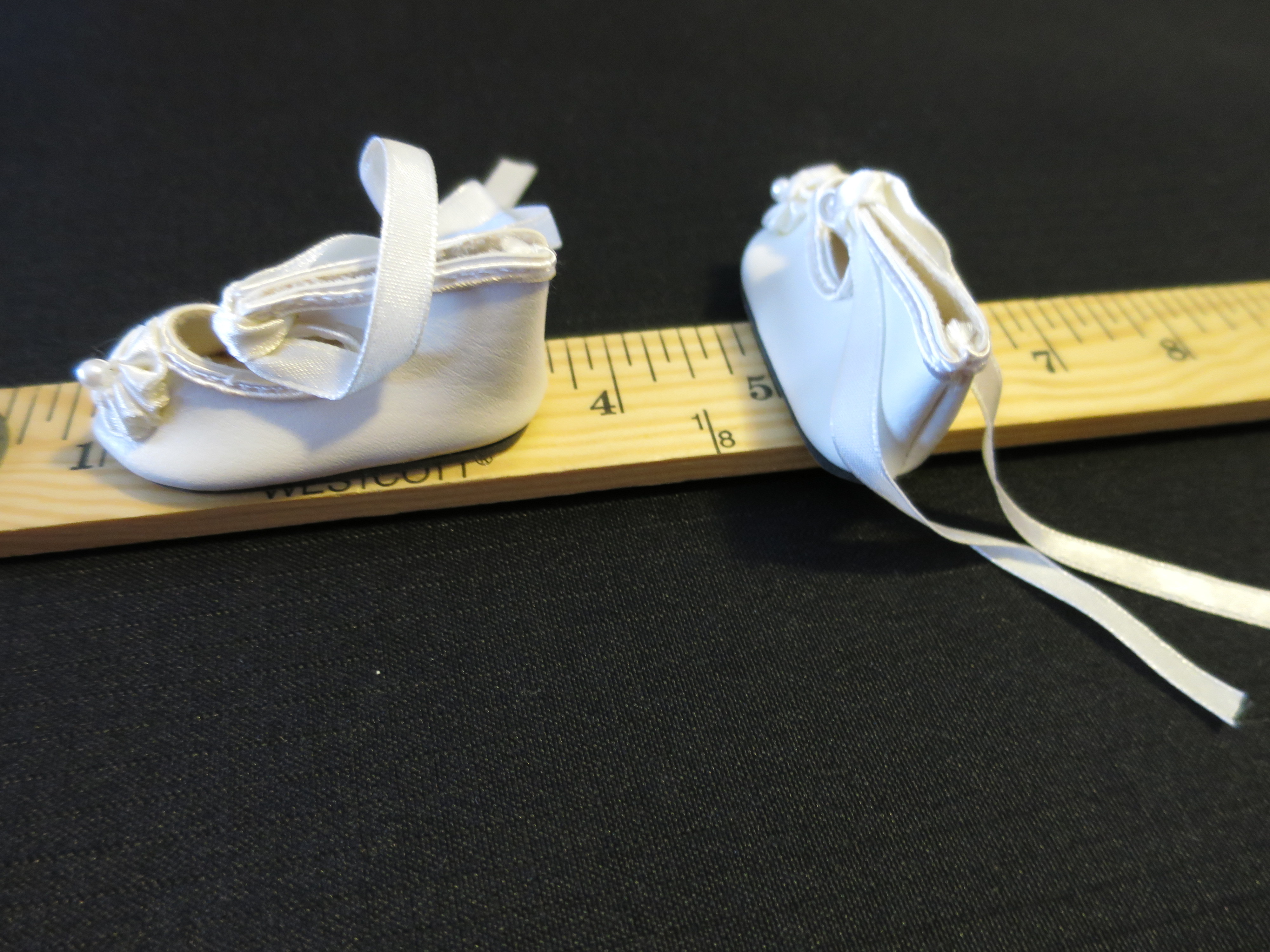 Vintage Doll Accessories Shoes tie ankle pointed toes Leather