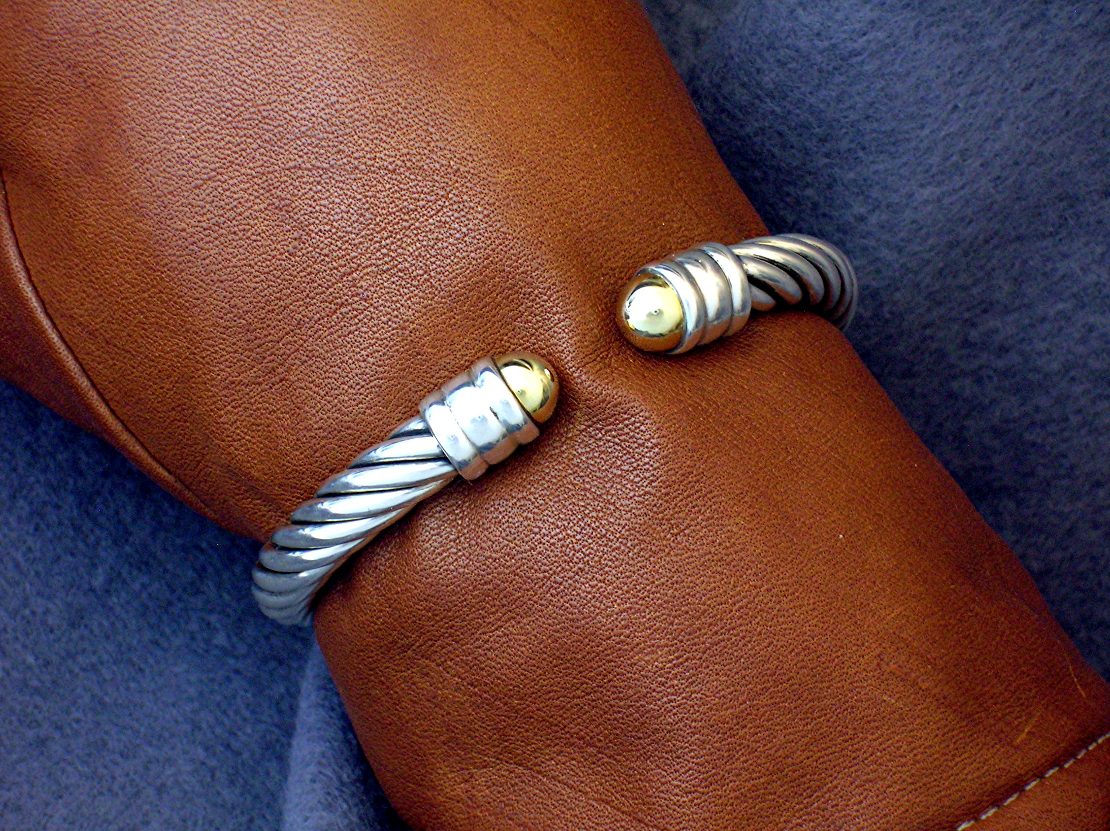 Bracelet  14K Sterling Silver Hinged ITALY