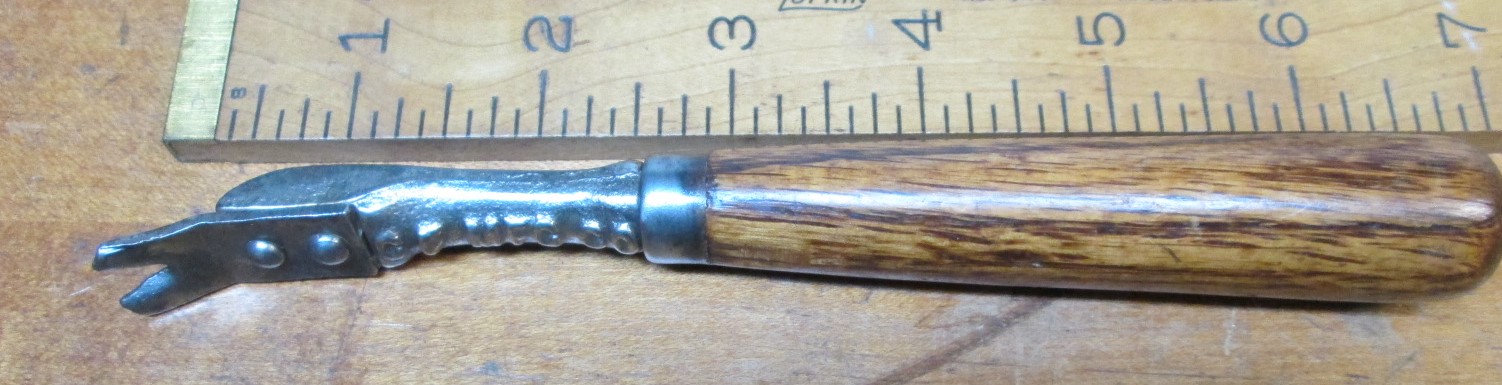 Antique Tack Puller CF MFG CO Unique Design!