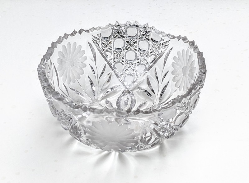 34 cut glass bowl