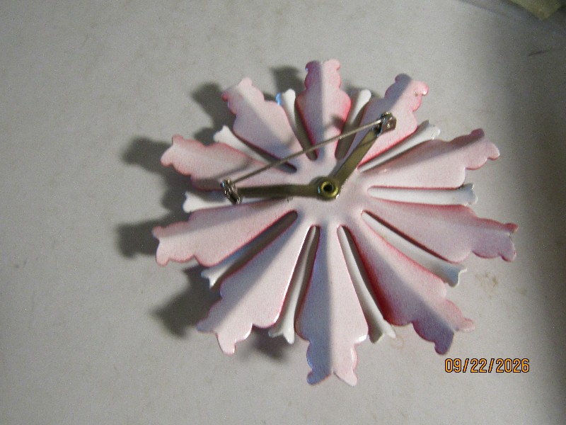 Vintage Red White and Blue Enamel Metal Flower Brooch Pin