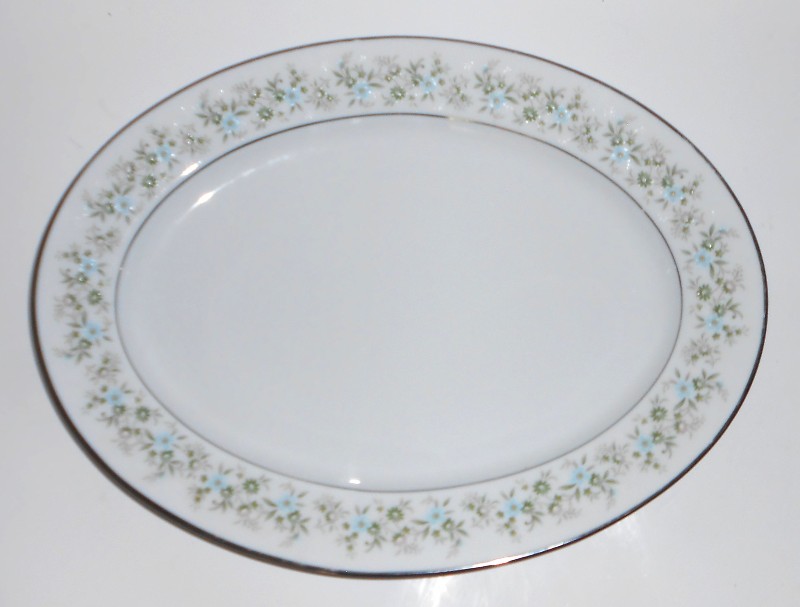 Noritake Porcelain China Savannah 2031 w/Platinum 13" Platter