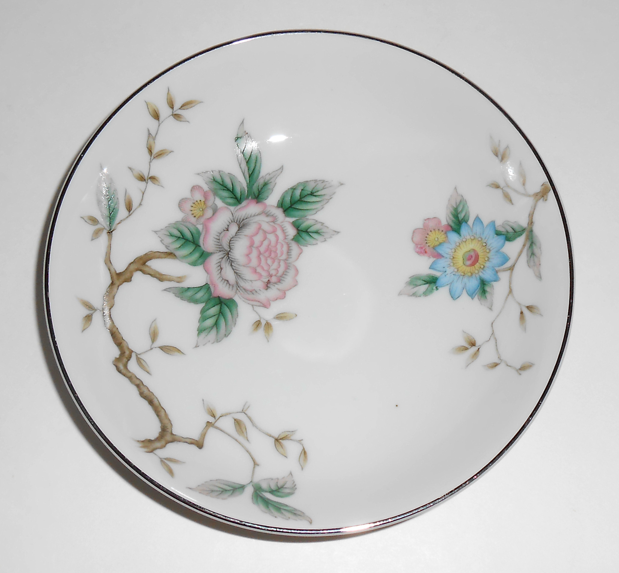 DW Fine Japan Porcelain China Floral Tree Fruit Bowl