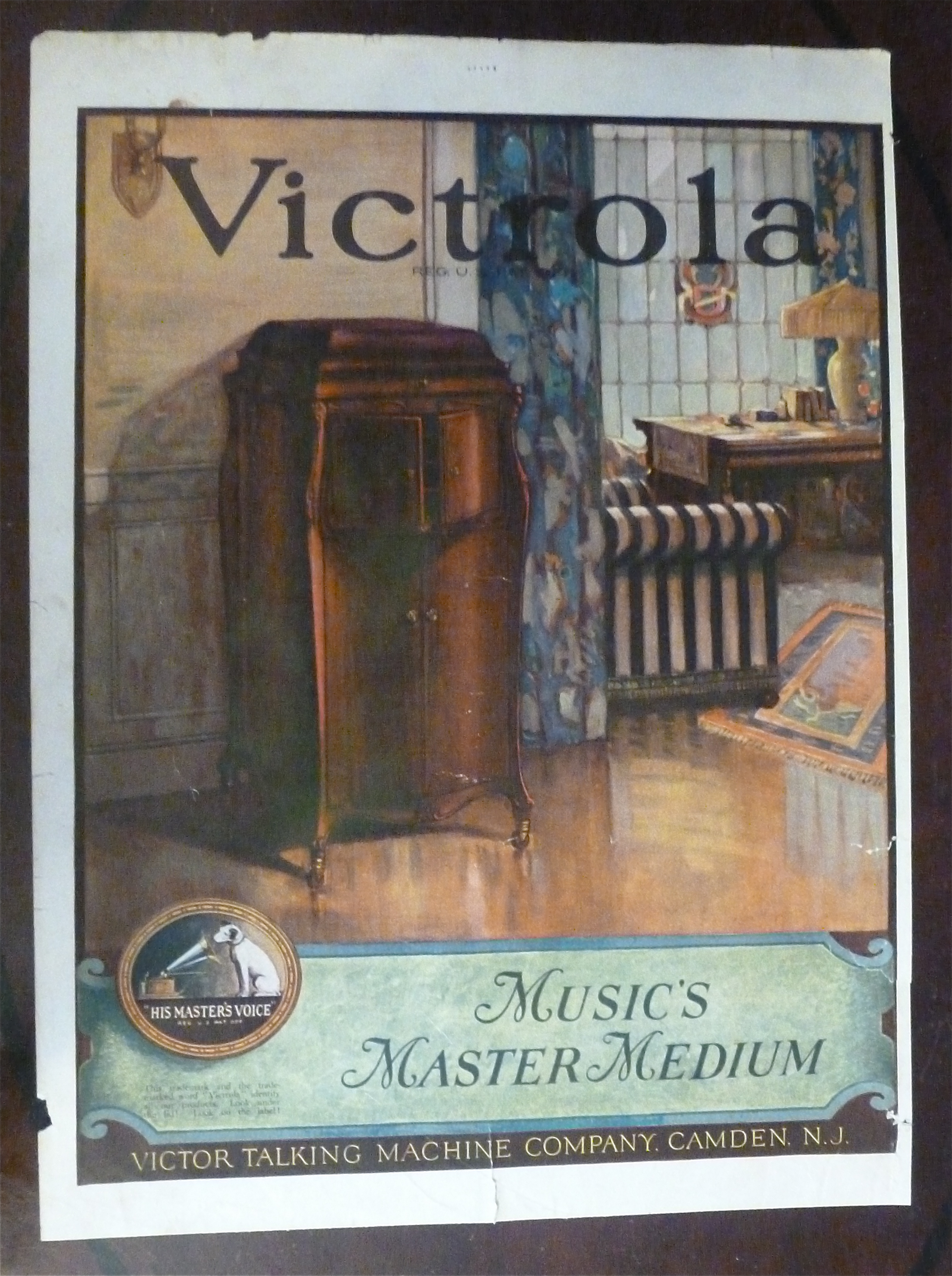1923 Victor Talking Machine Company with Victrola