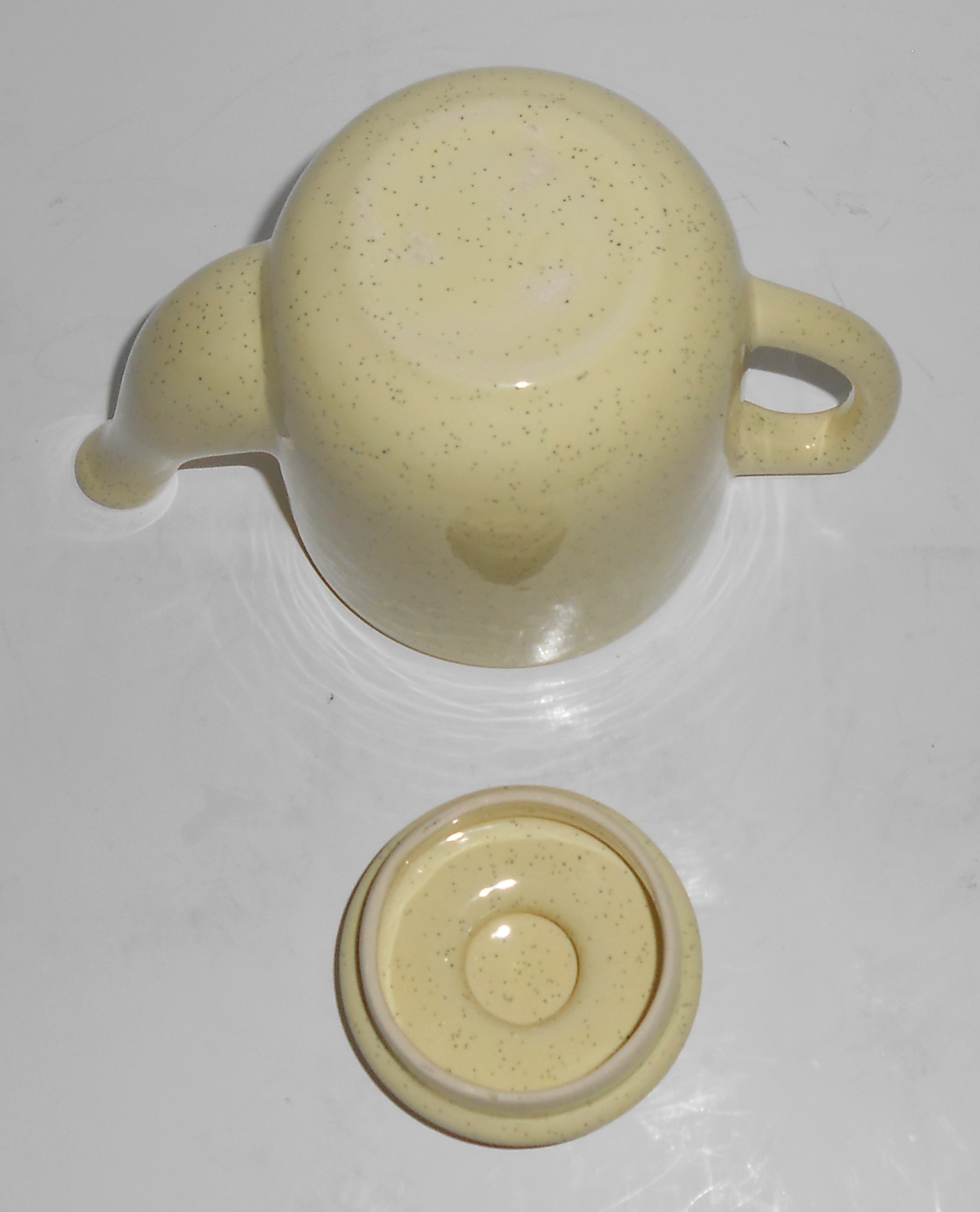 Bauer Pottery Monterey Moderne Yellow Speckle Teapot
