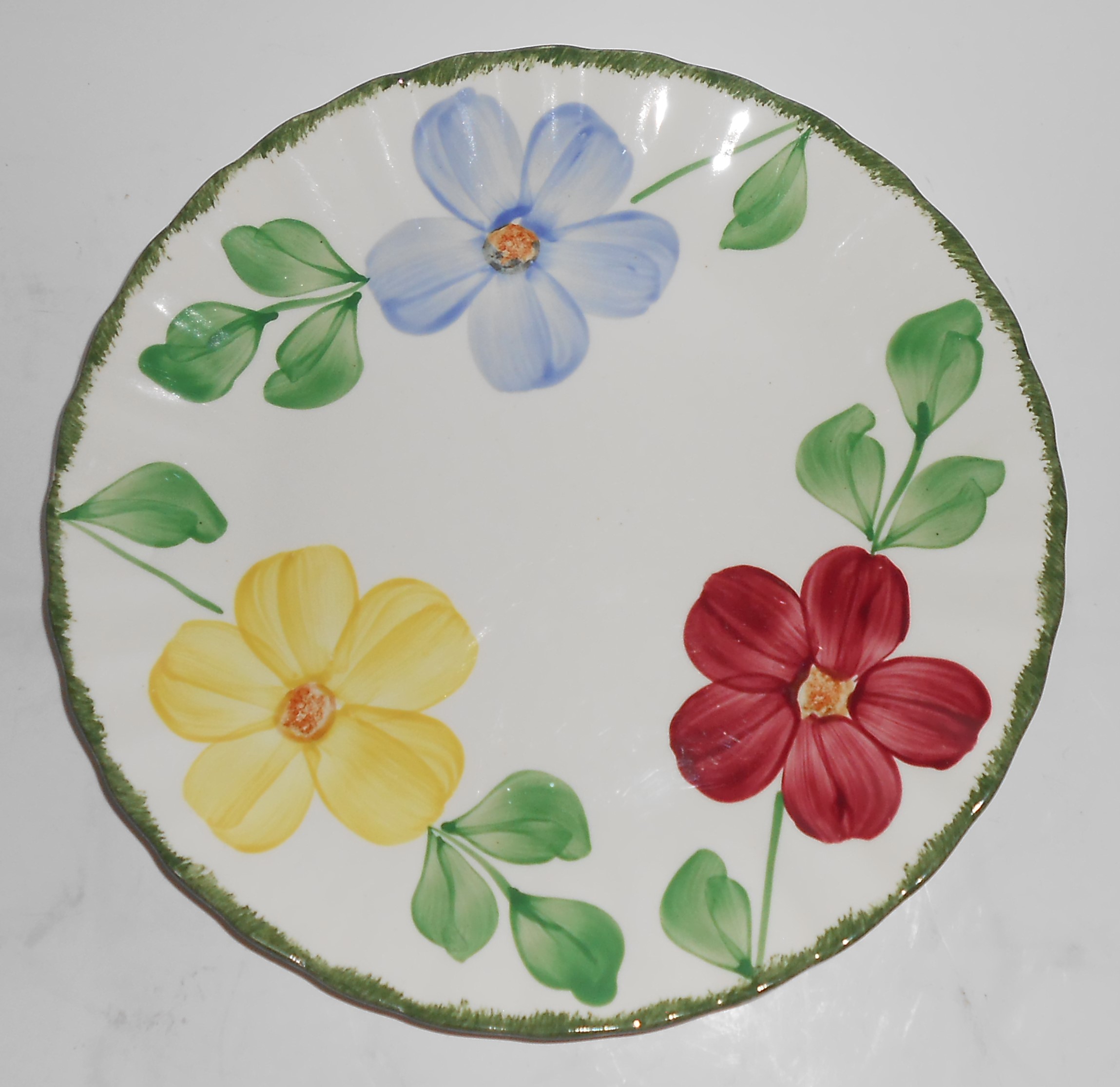 Blue Ridge Southern Potteries Flower Ring Dinner Plate