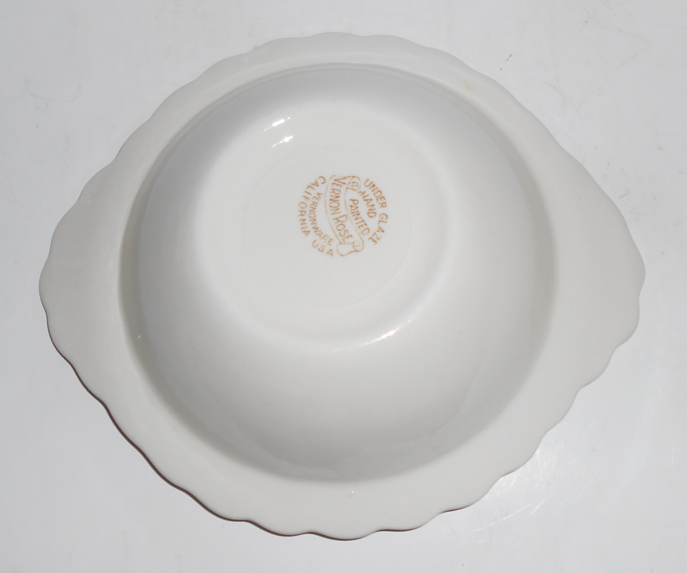 Vernon Kilns Pottery Vernon Rose Lugged Cereal Bowl