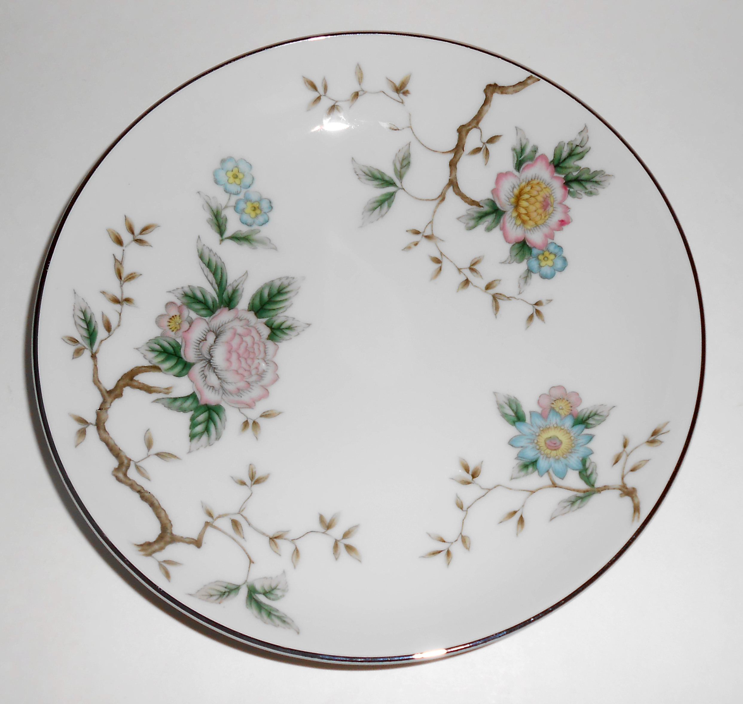 DW Fine Japan Porcelain China Floral Tree Soup Bowl