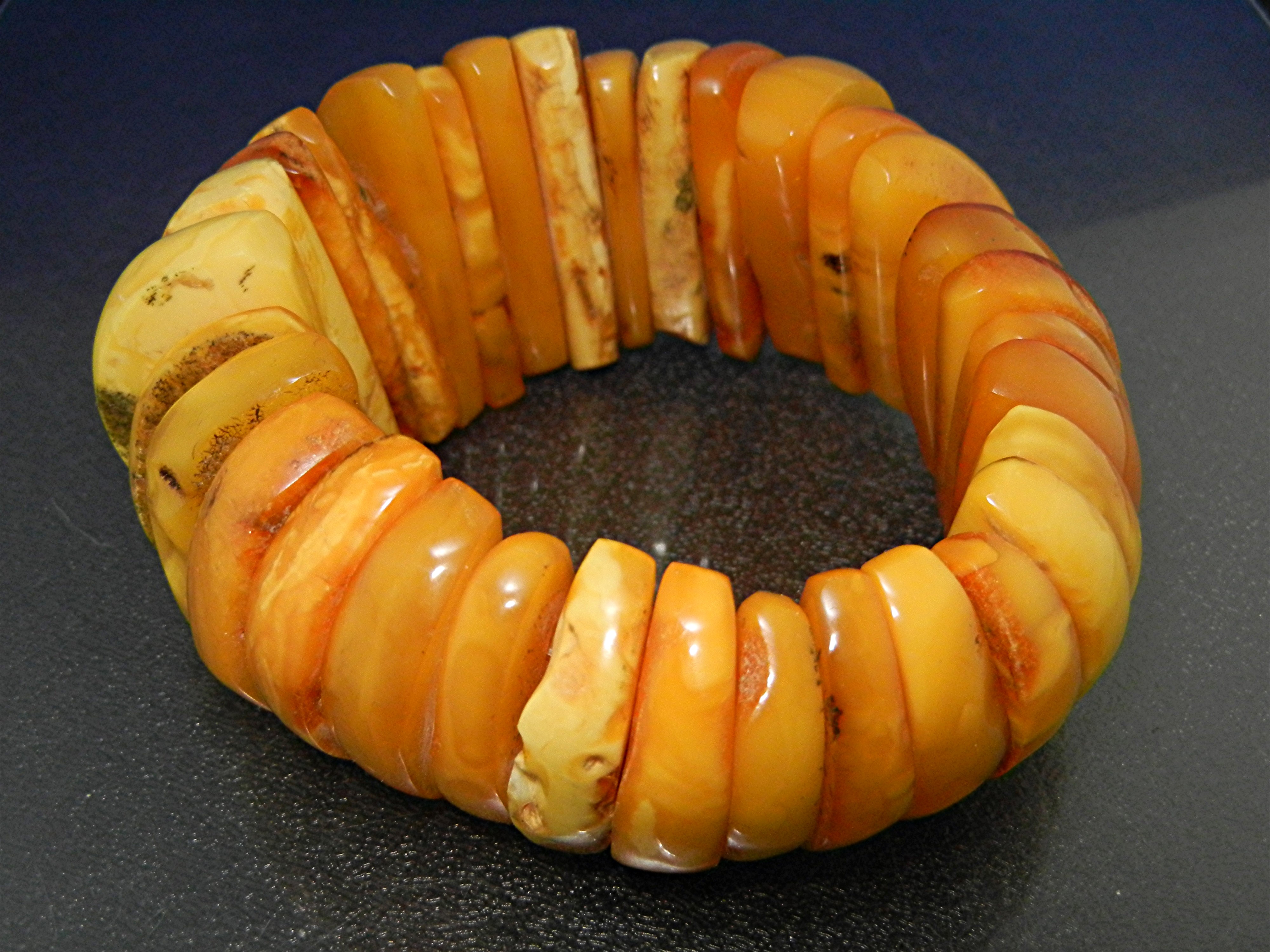 Baltic Butterscotch Amber Stretch Bracelet 102 Grams