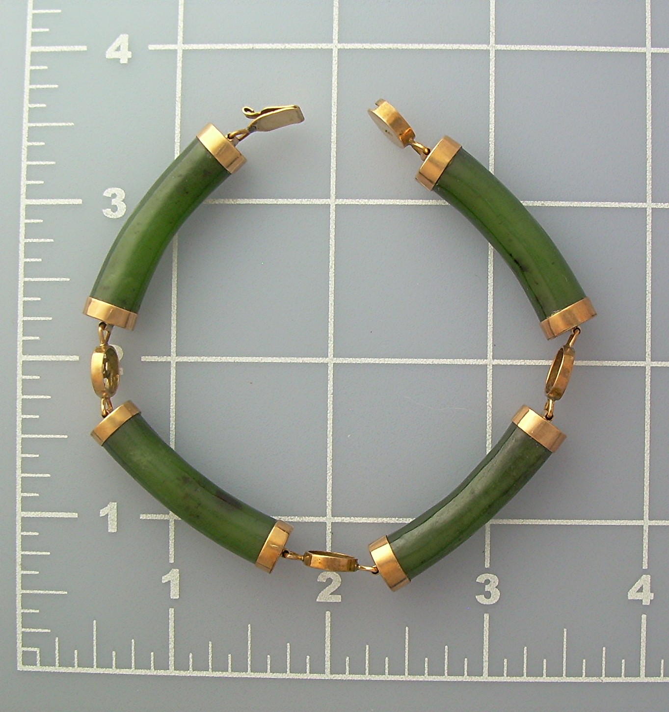 Oriental 18K Gold and Jade Bracelet