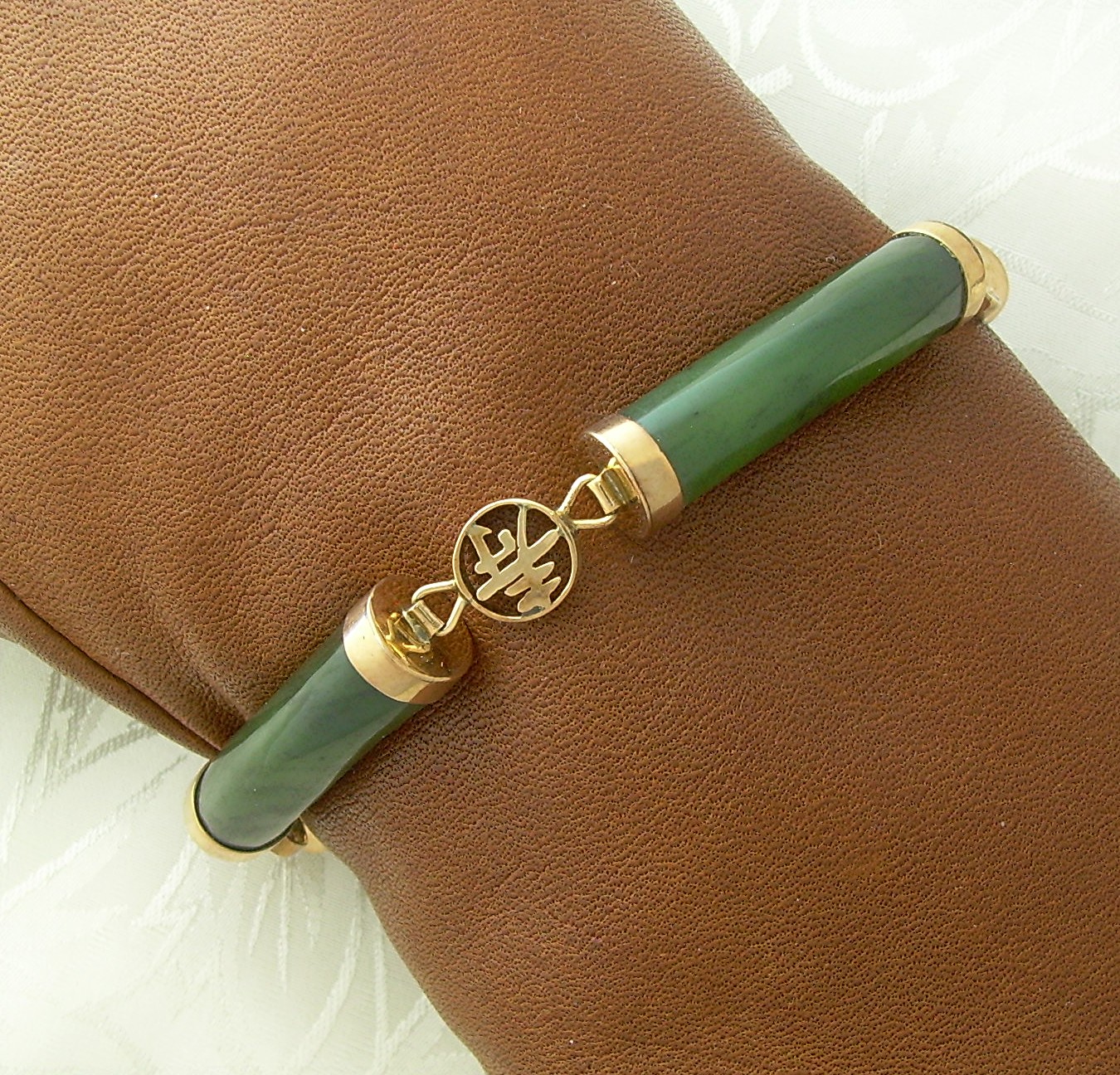 Oriental 18K Gold and Jade Bracelet