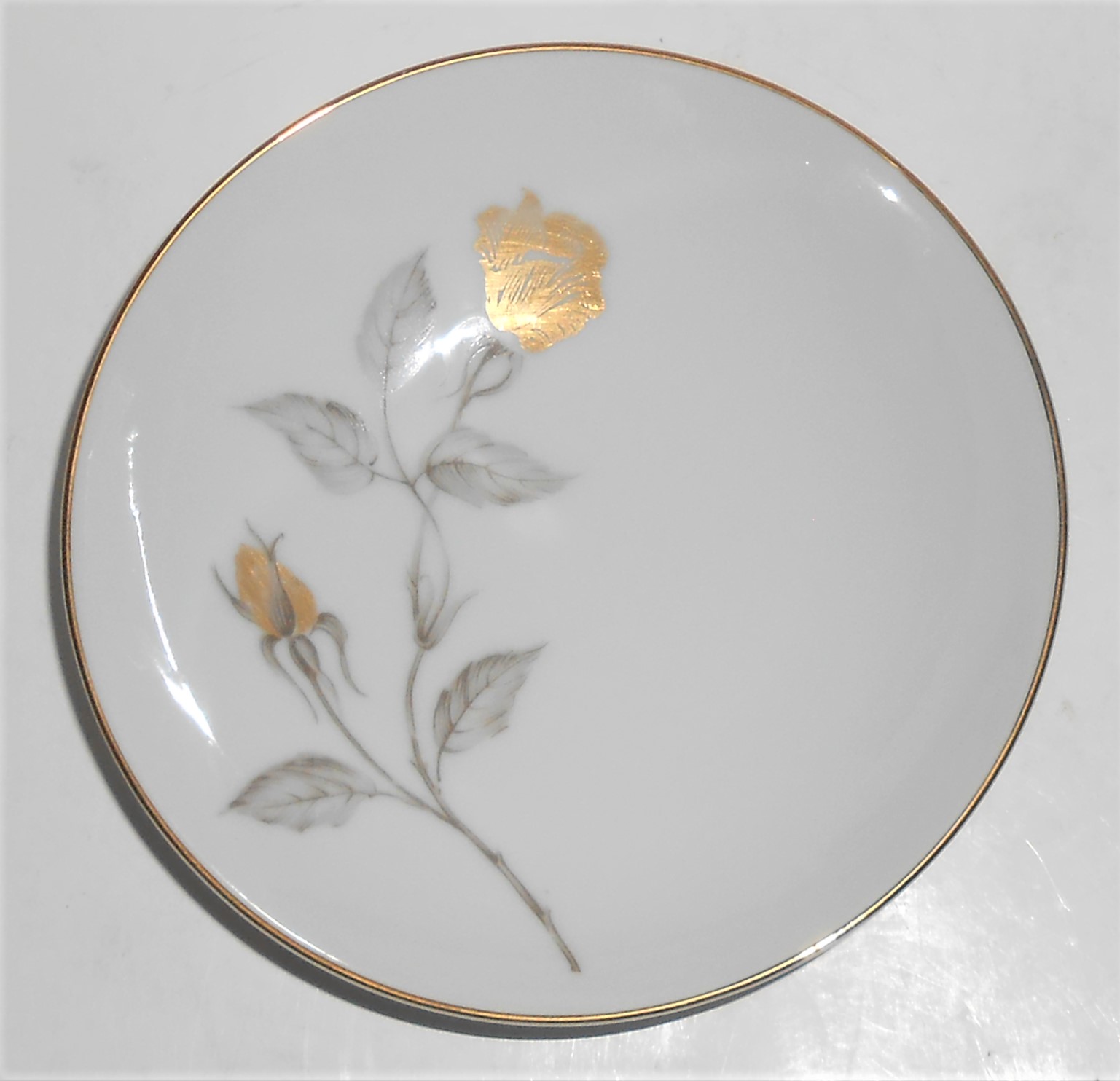 Narumi Porcelain China Japan Damask Rose Gold Band Frui