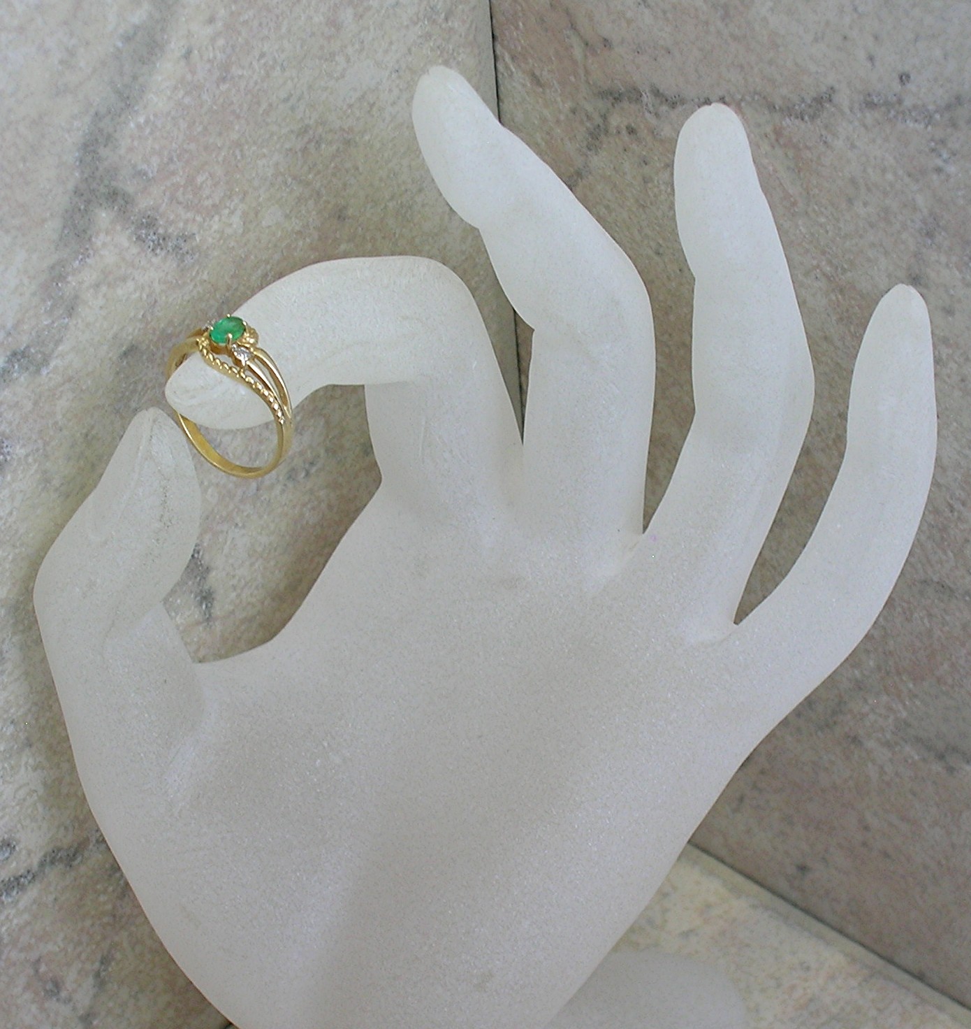 Ring 10K Gold Oval Emerald Diamond Accent