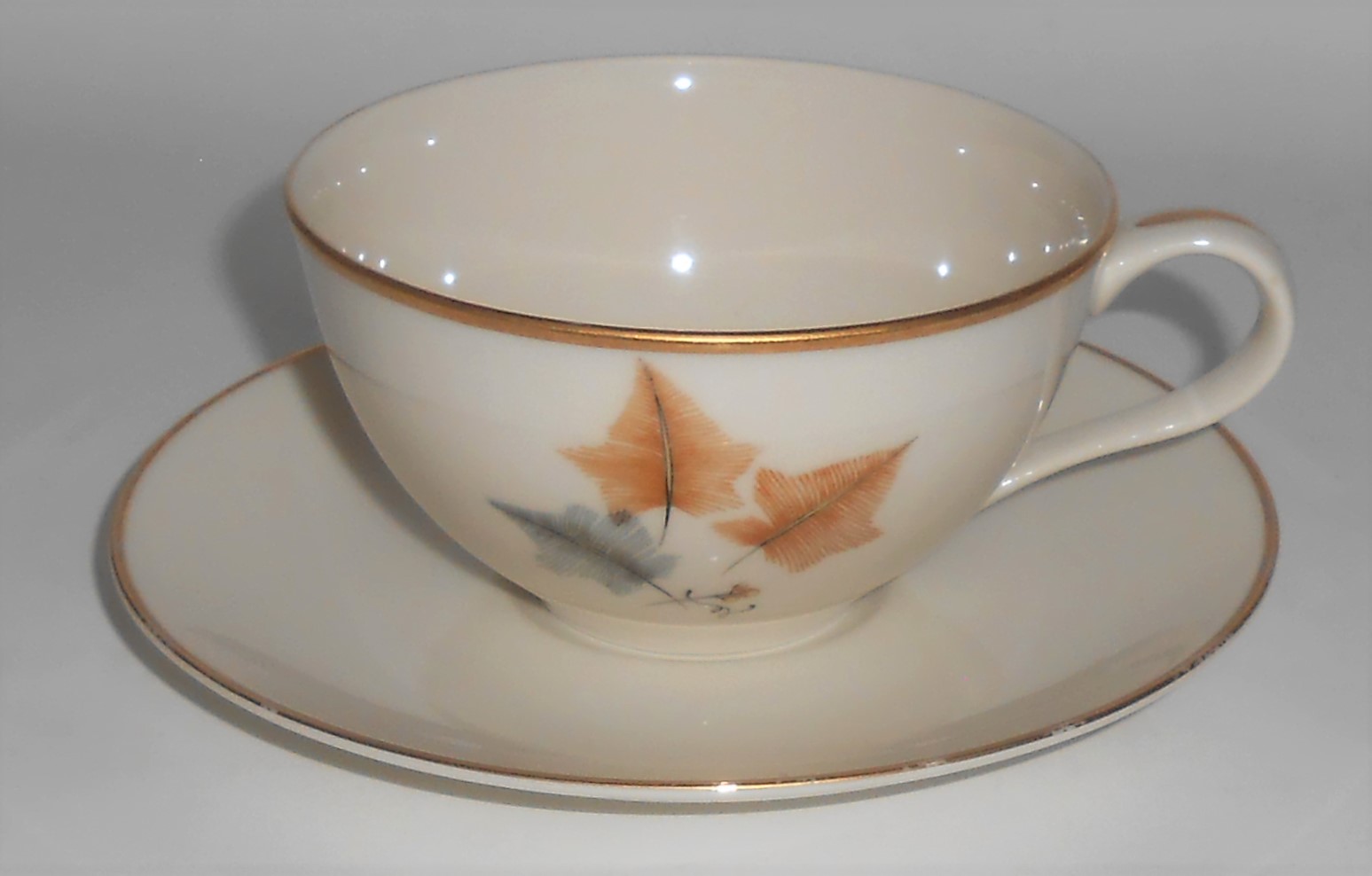 Ohata Japan China Porcelain Topaze Cup & Saucer Set w/G