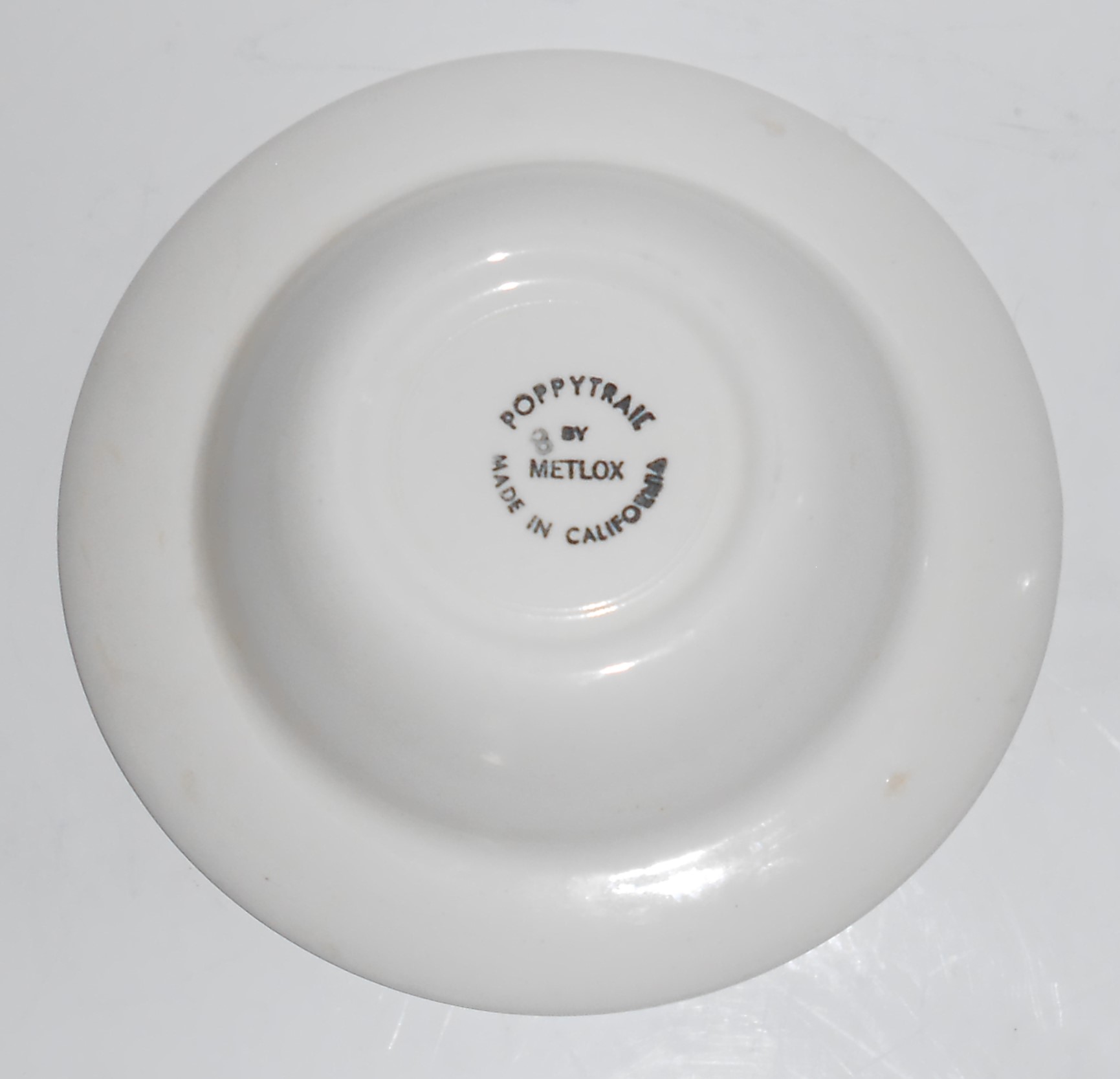 Metlox Pottery Poppy Trail Provincial Rose Fruit Bowl