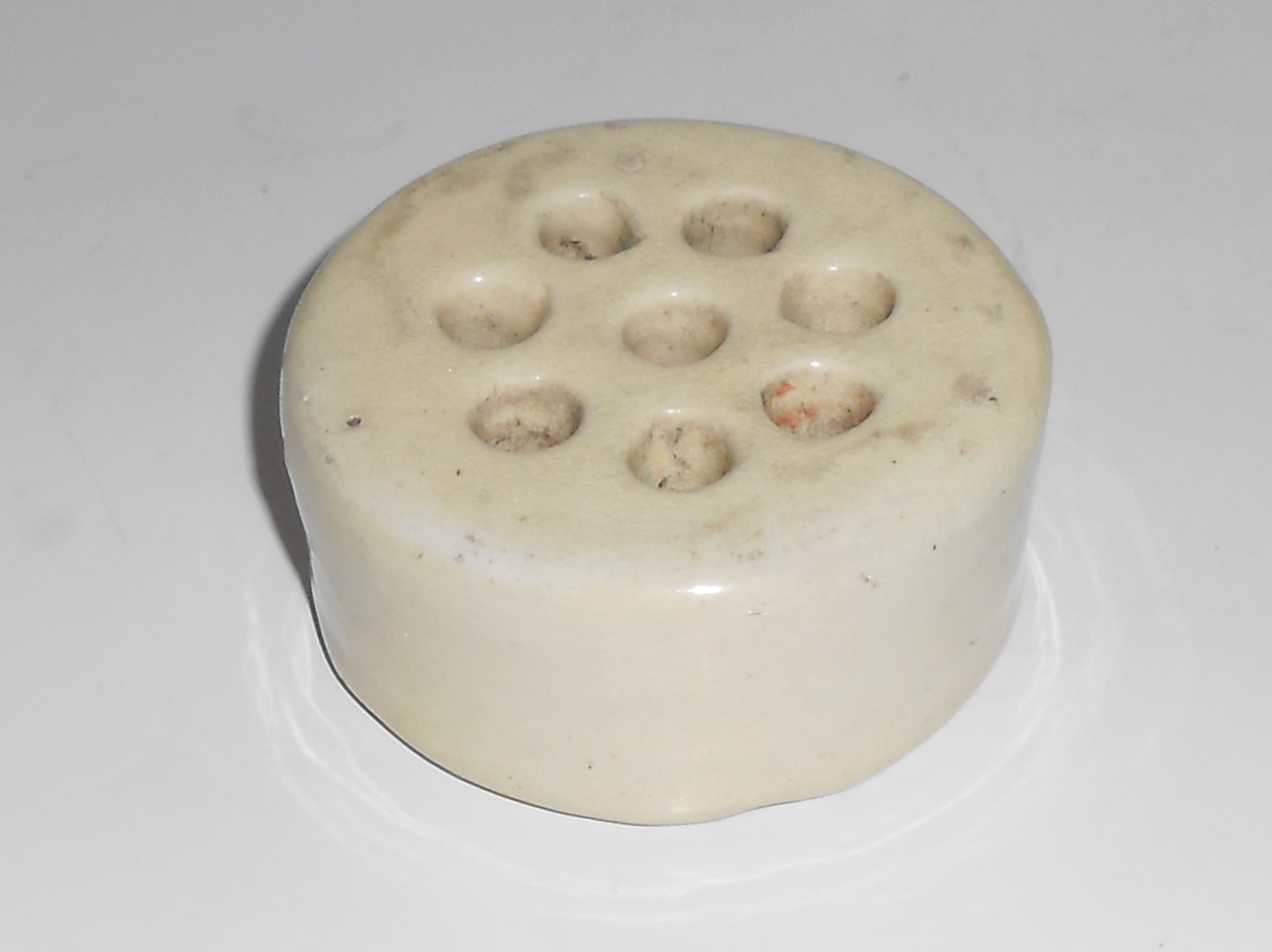 Peters And Reed Art Pottery White Flower Frog