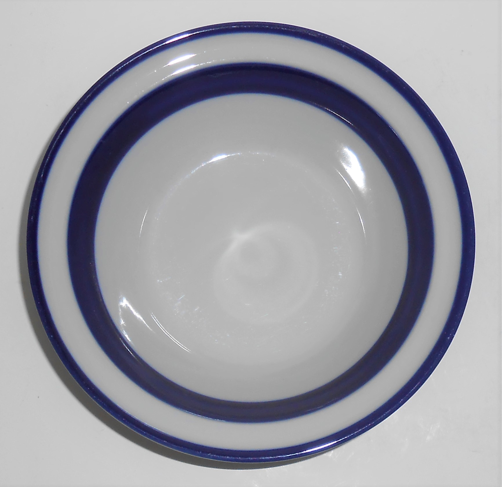 Vintage Bauer Pottery Ring Ware IVORY 9-5/16'' Plate