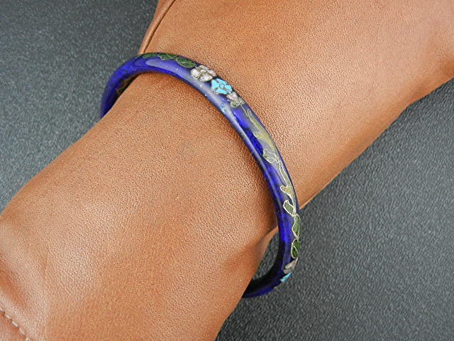Cloisinee Bangle Bracelet Blue Green Pink Cobalt