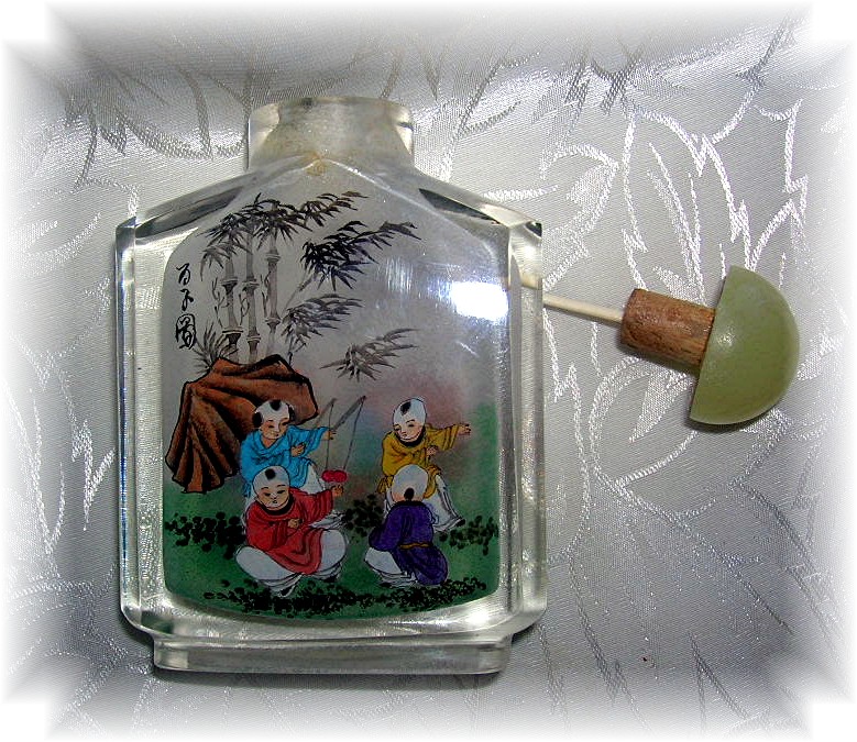 SNUFF BOTTLE Reverse Painted Children