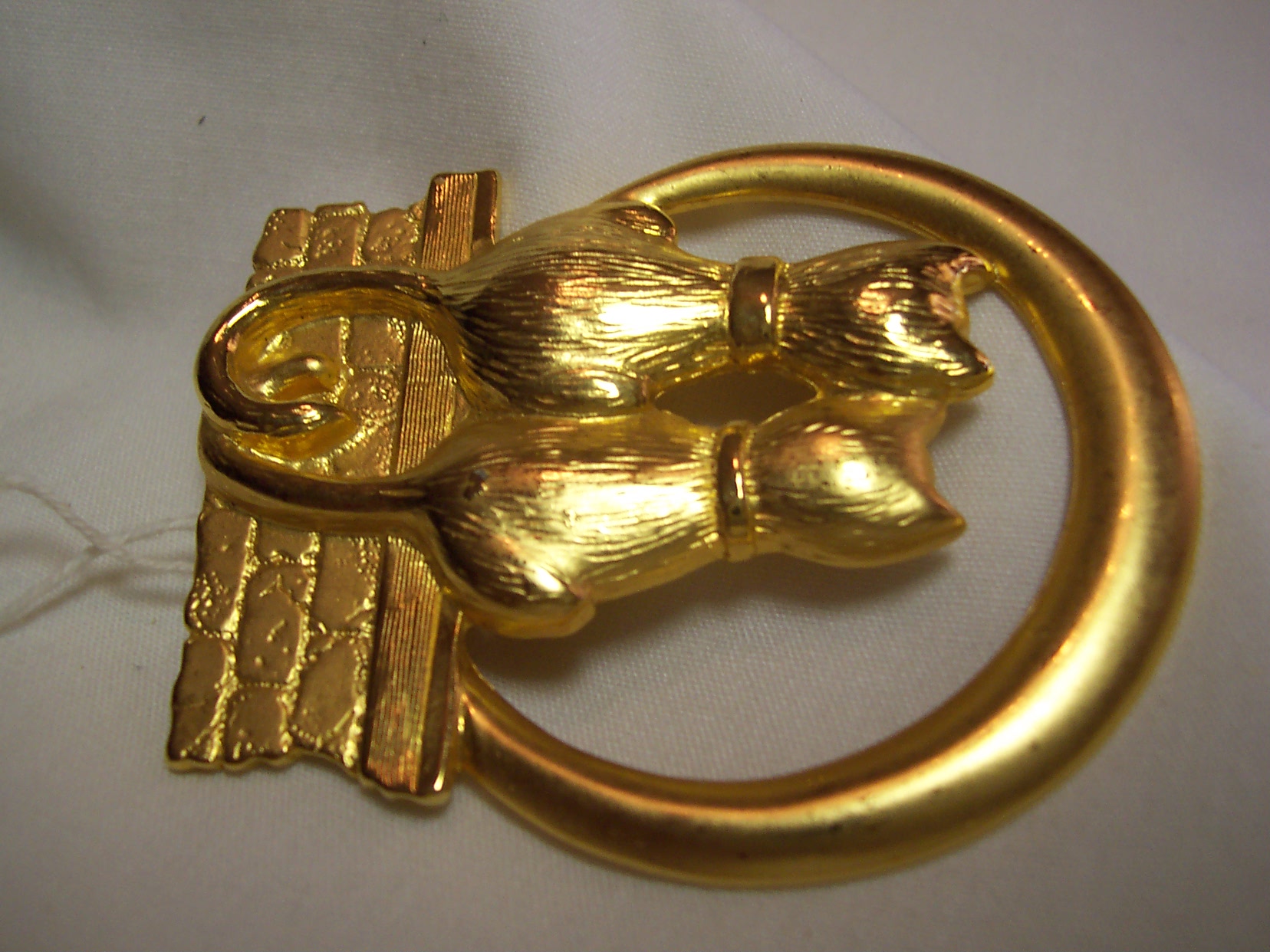 Cat Pin J J Jonette Jewelry Co Moon