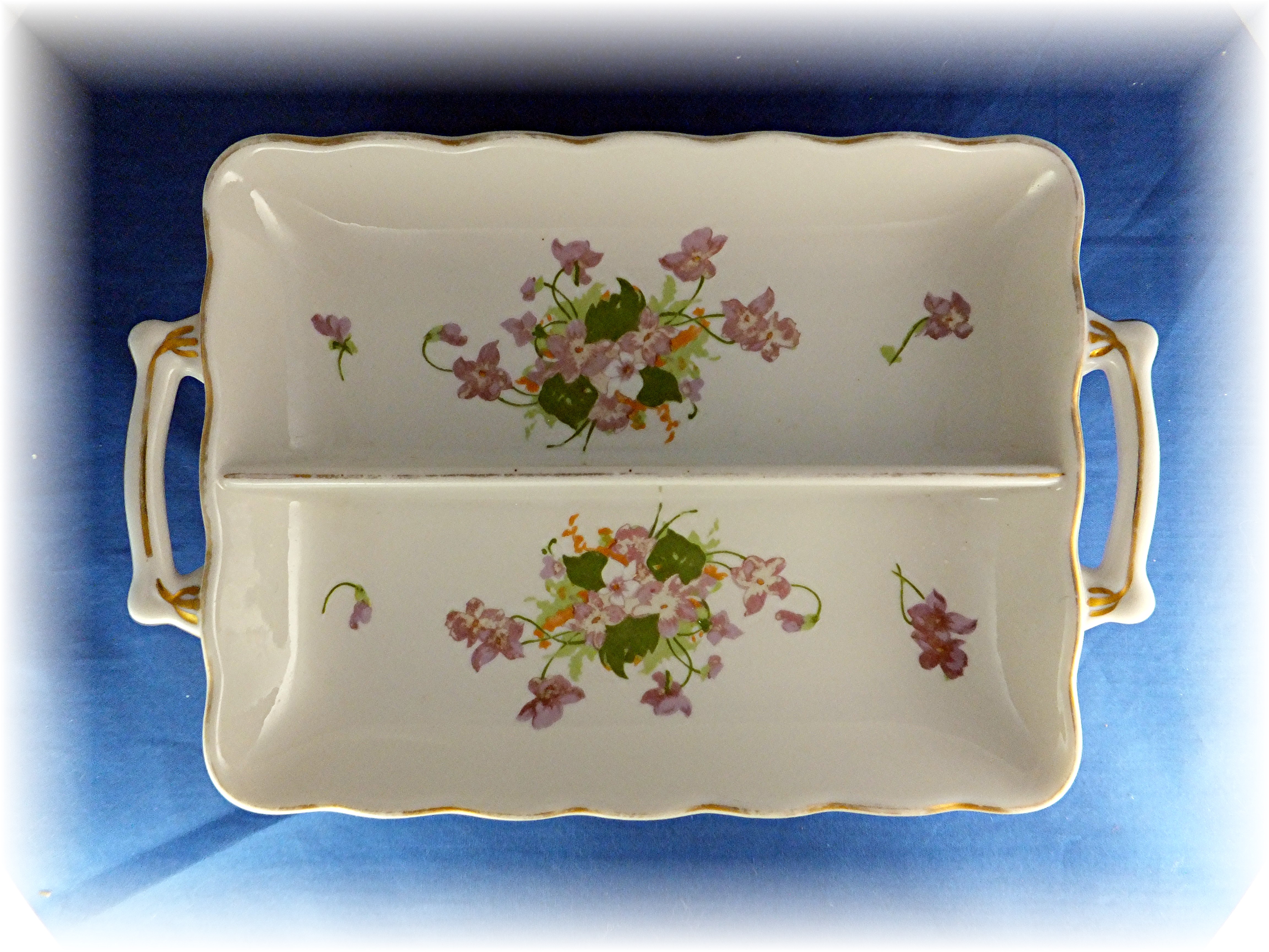 Divided relish dish, Sweet Violets