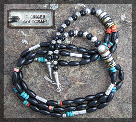Navajo TOMMY SINGER Snr Sterling Silver Onyx Necklace