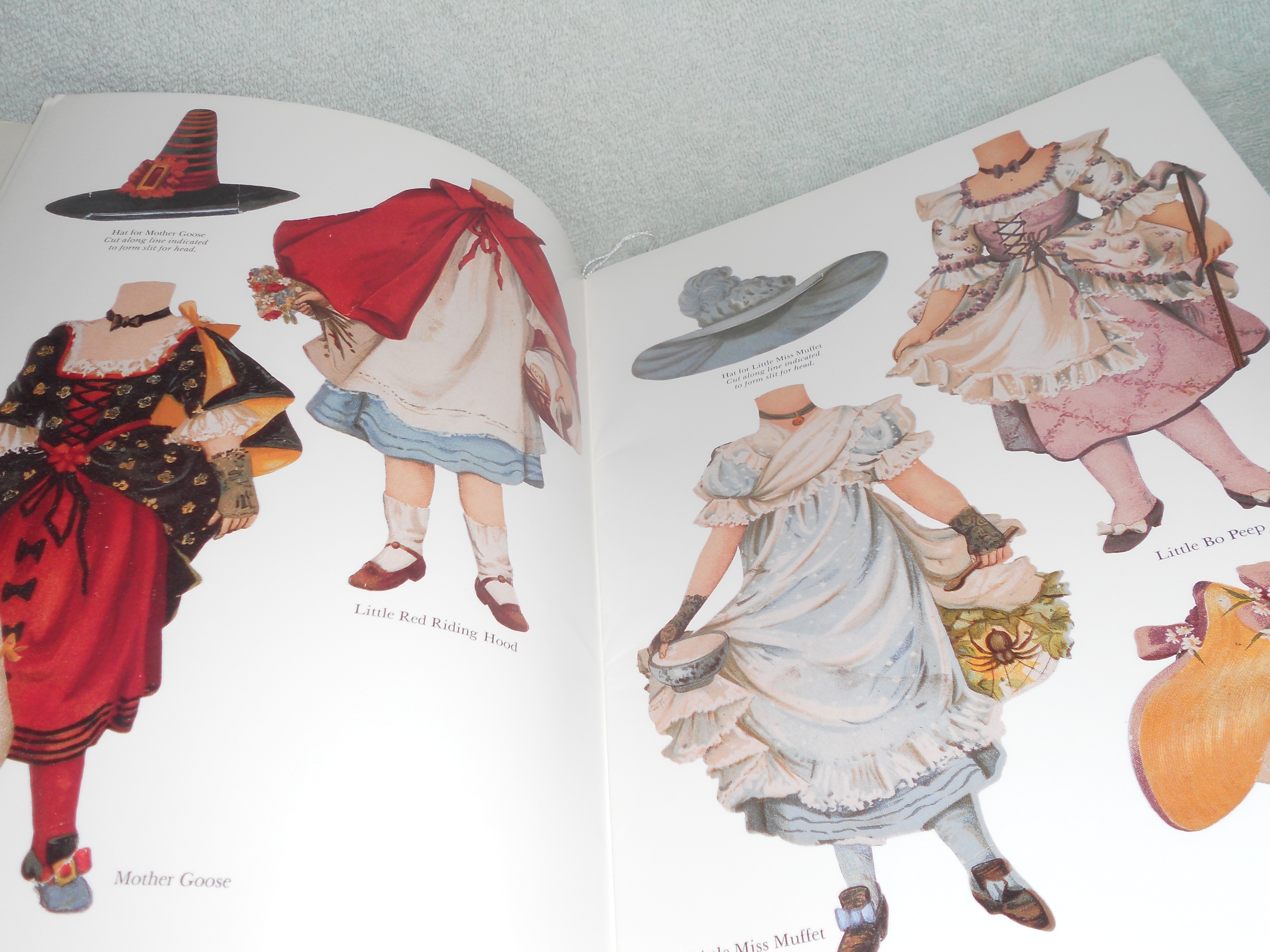 Paper Dolls Raphael Tuck 1987