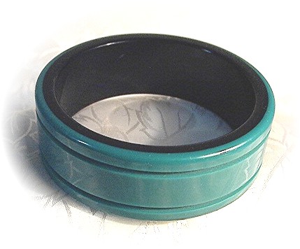 Bakelite Bangle Black & Green Wide Bracelet