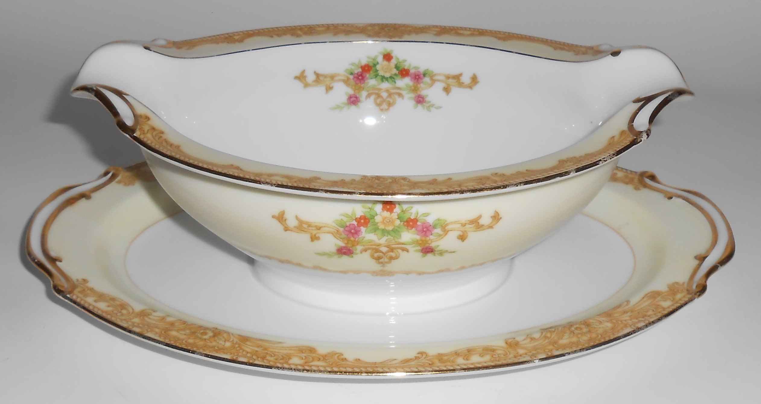 Noritake China Porcelain N3149 Floral w/Gold Gravy Bowl