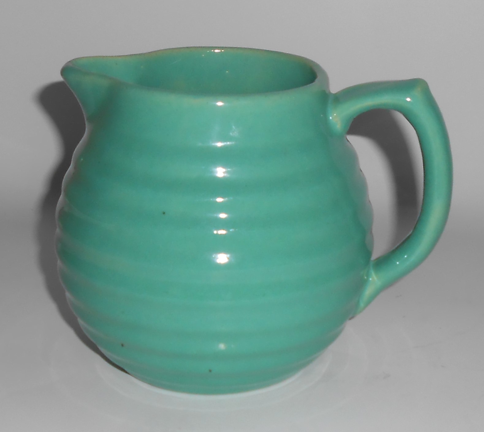 VINTAGE Bauer Pottery Ring Ware Jade 1-1/2 Pint Pitcher