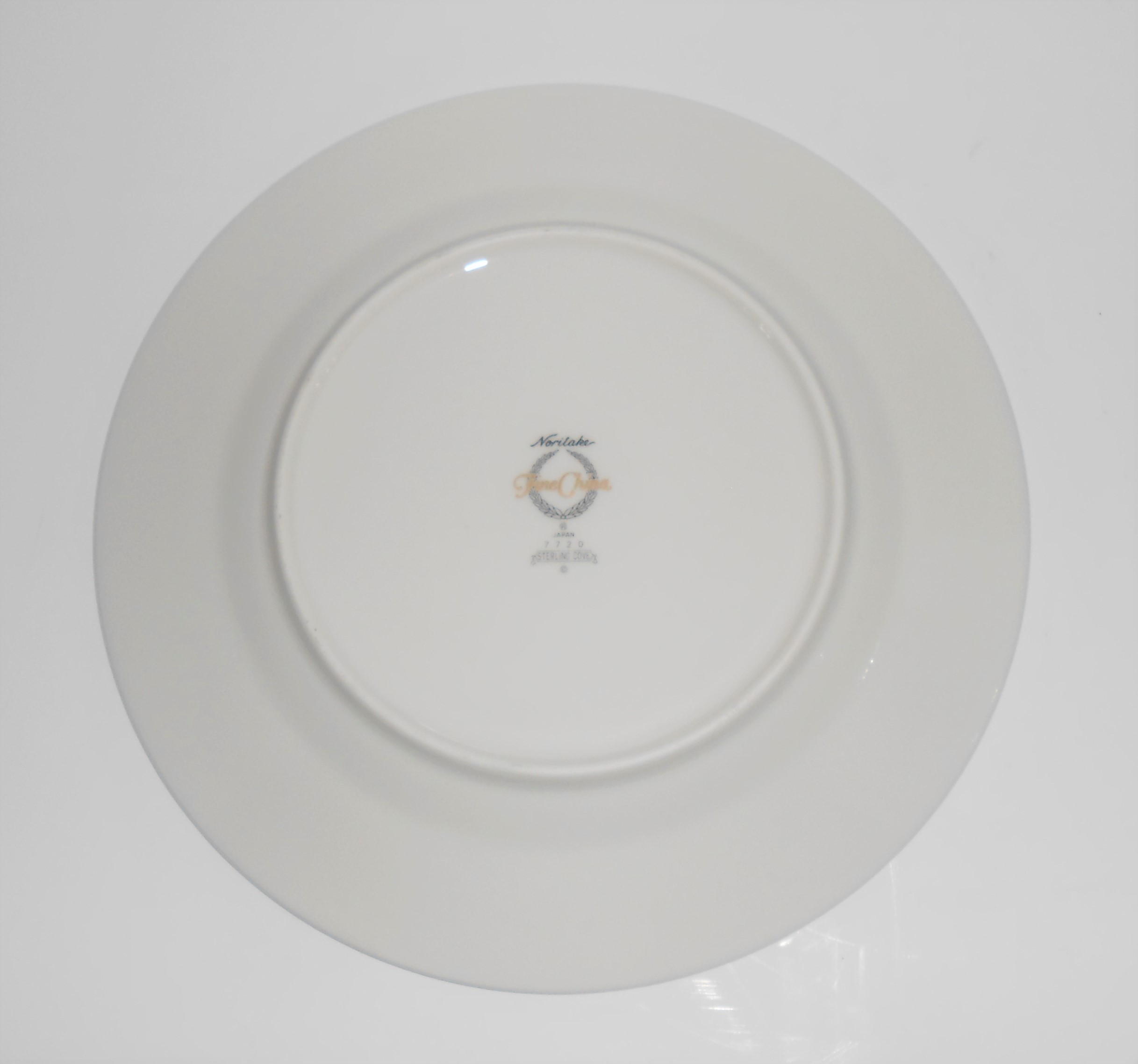 Noritake Porcelain Fine China Sterling Cove Salad Plate