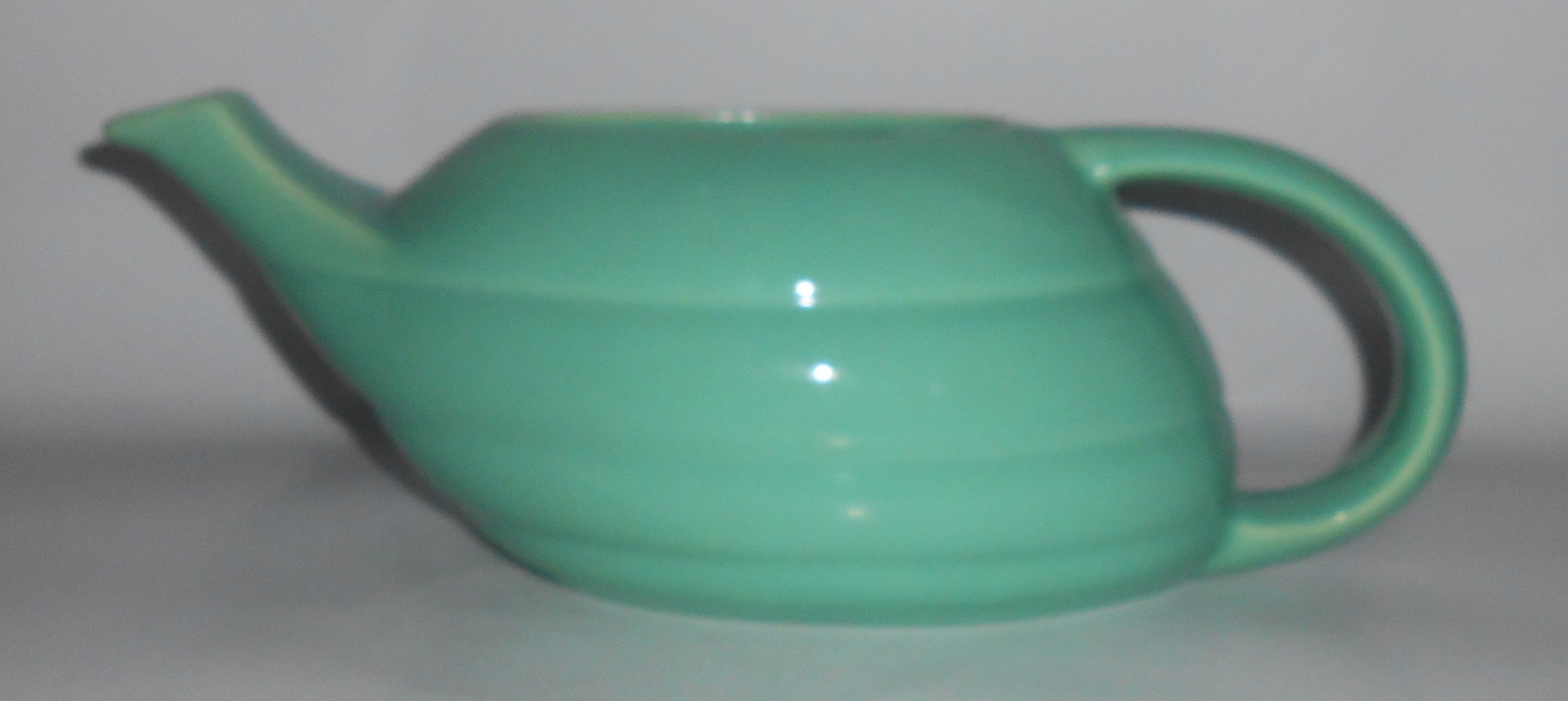 VINTAGE Bauer Pottery Gloss Pastel Kitchenware Lt Green