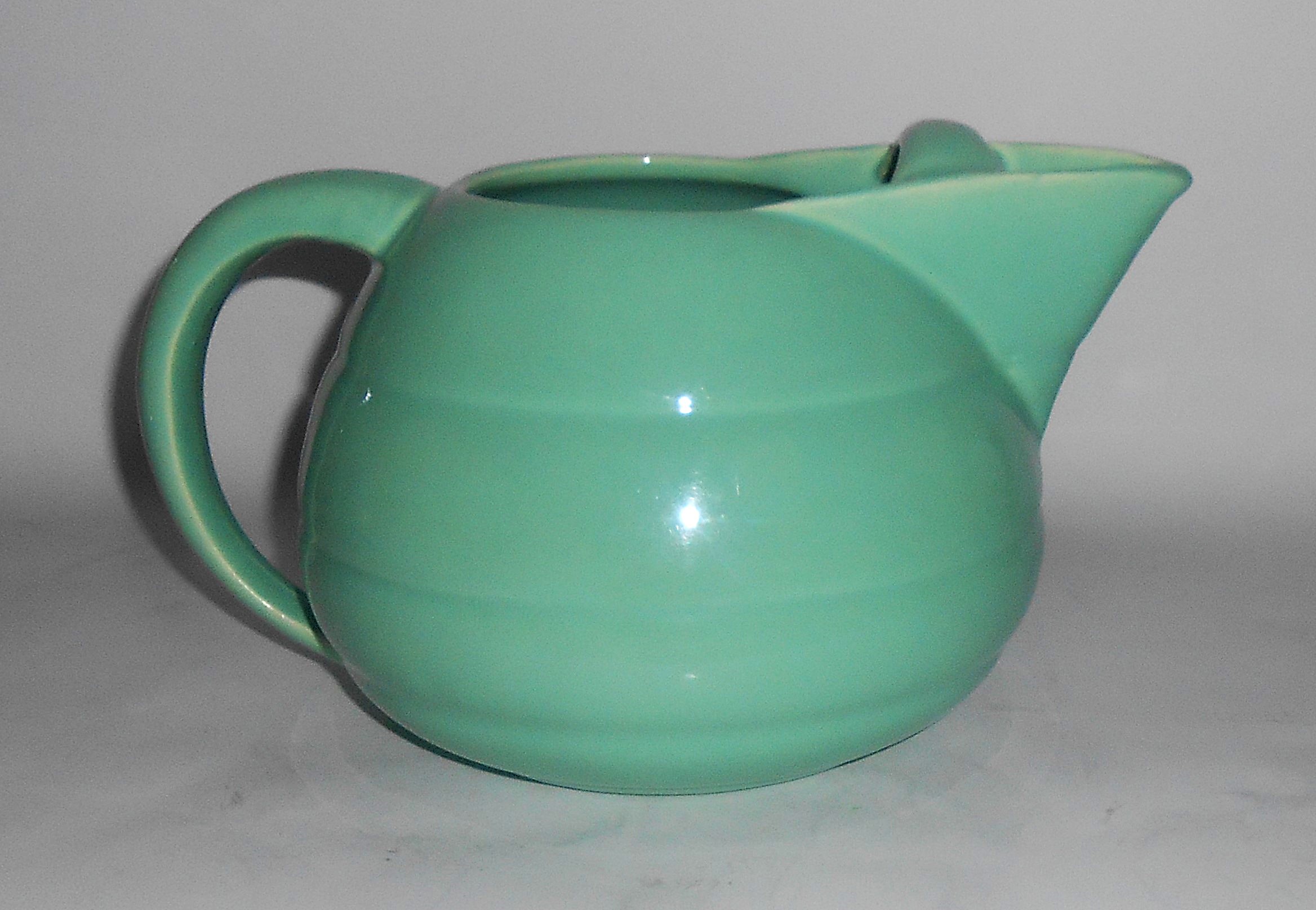 Bauer Pottery Gloss Pastel Kitchenware Green Ice Lip Pi