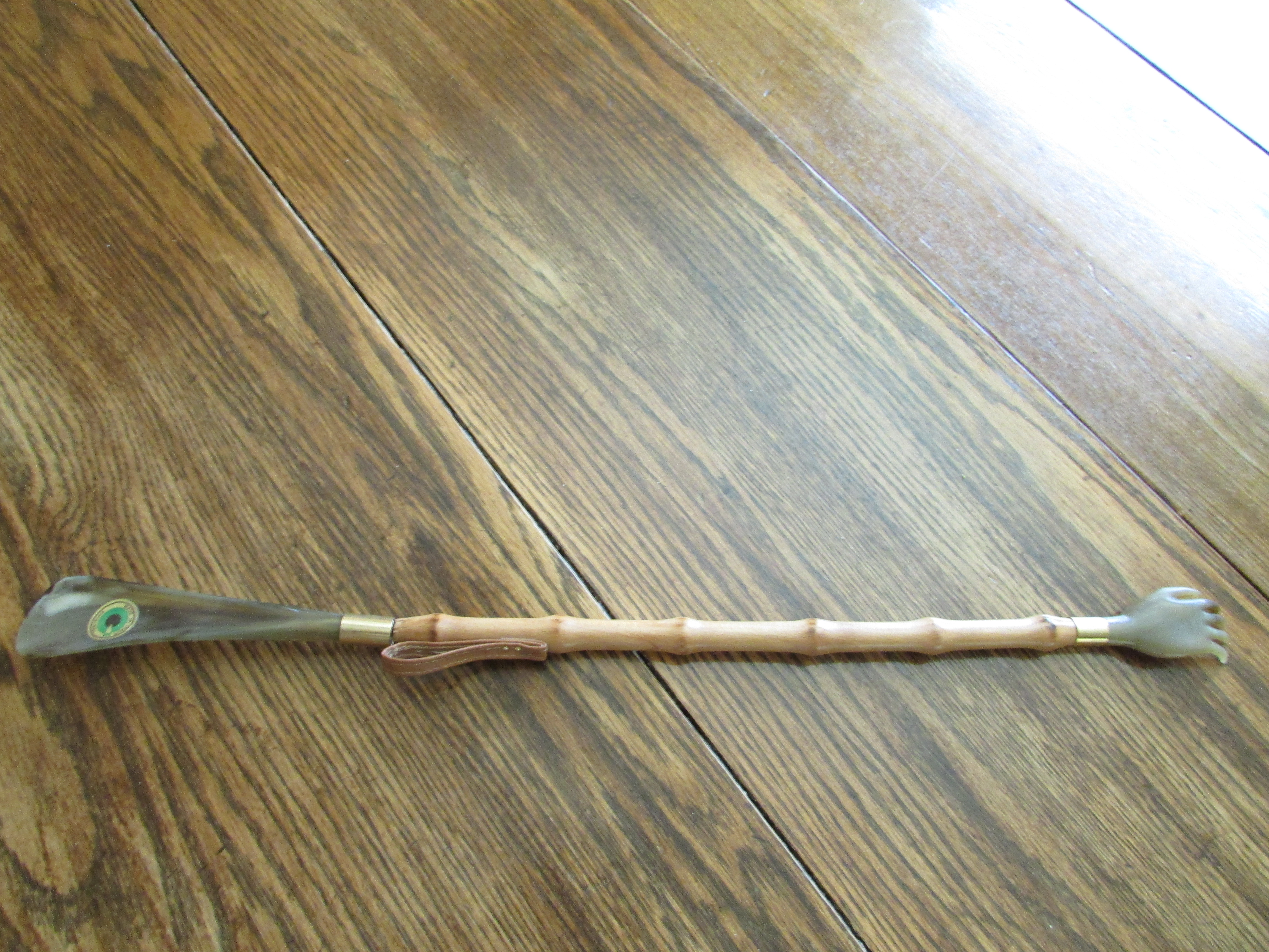 Bamboo Handle Back Scratcher and Shoe Horn