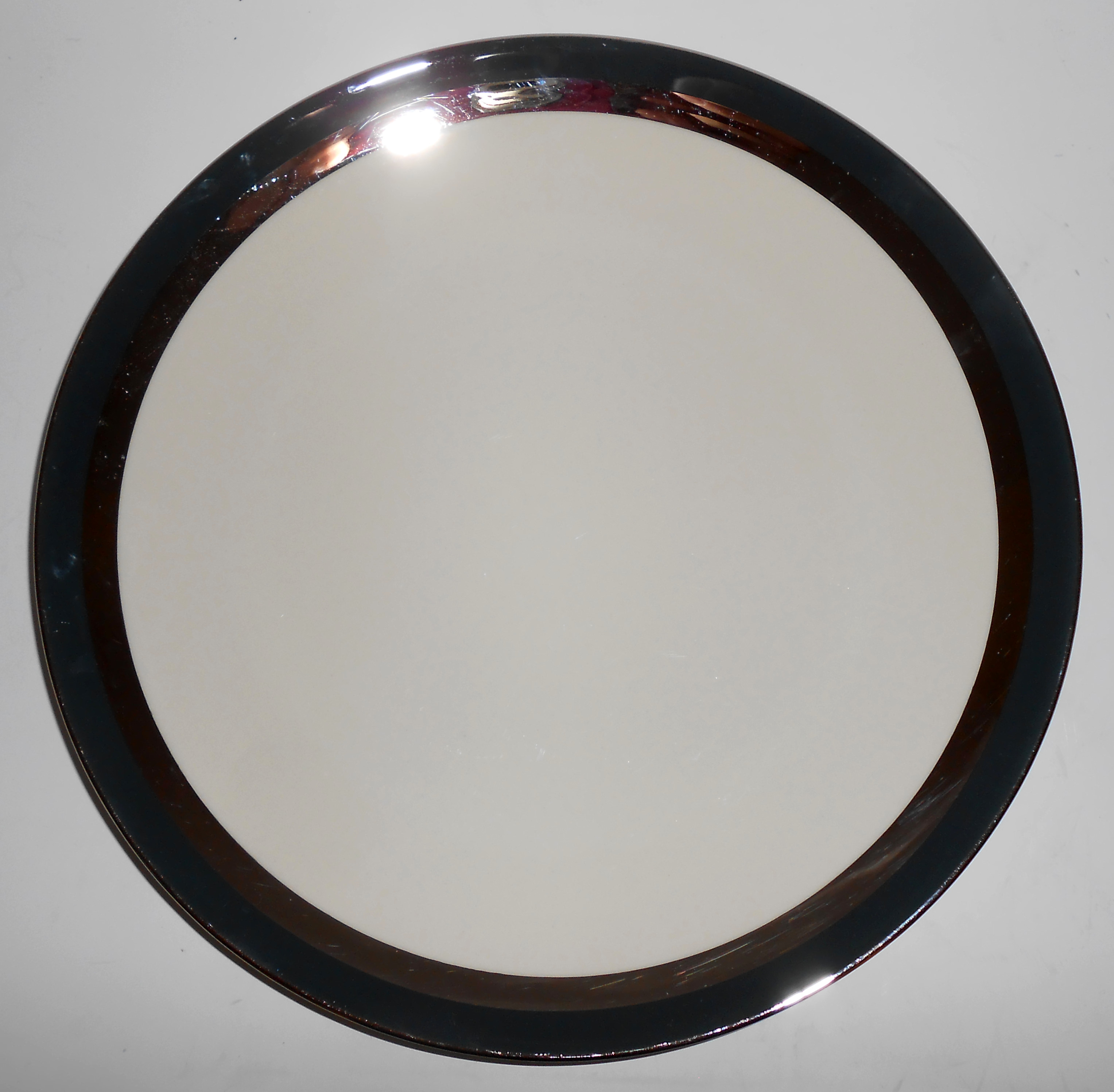 Flintridge Porcelain China Black Contessa Dinner Plate