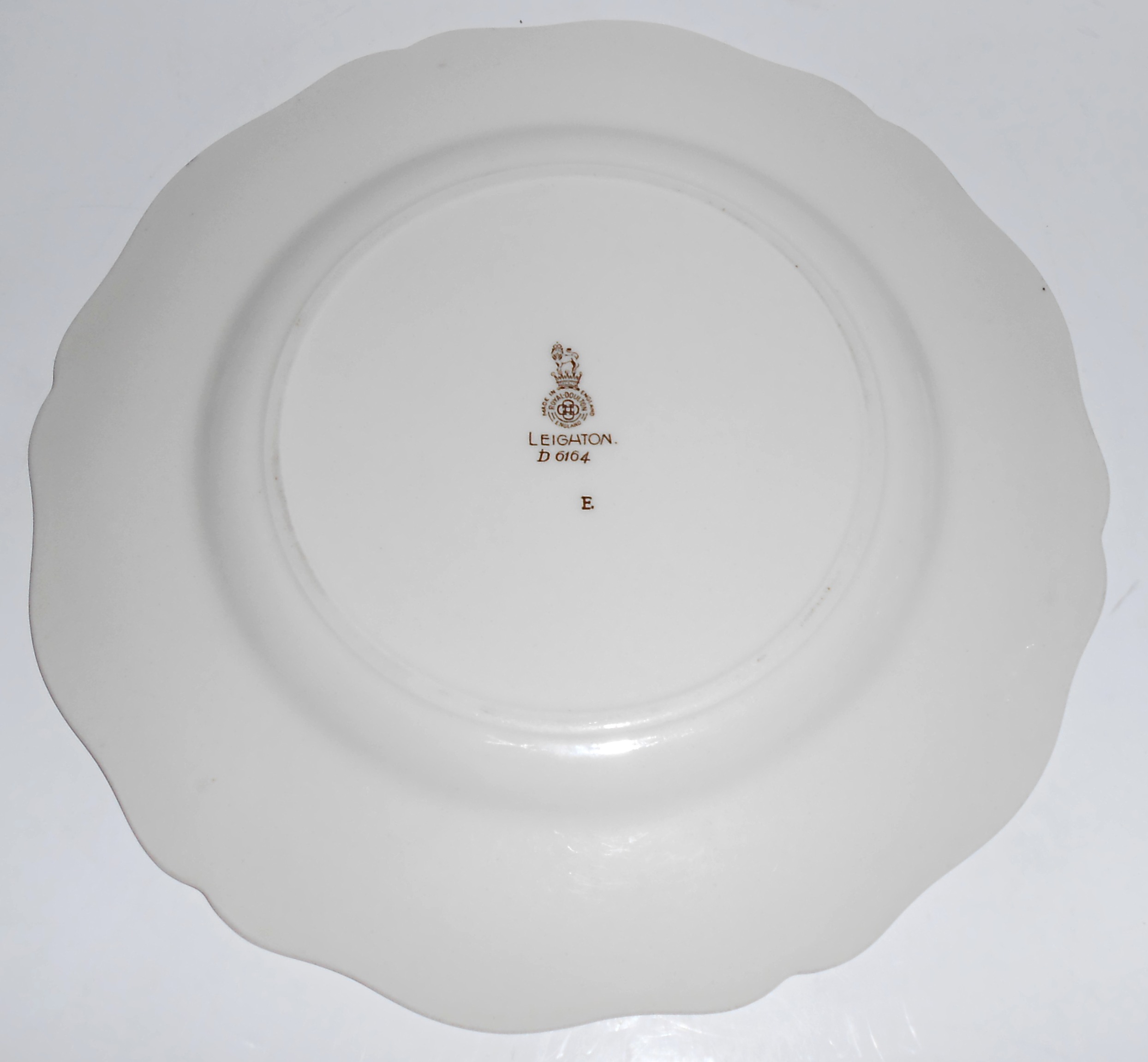 Royal Doulton China Leighton Salad Plate! MINT